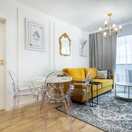 Apartamentysnu, Struga Tower Double Gold Z Parkingiem Apartment Radom